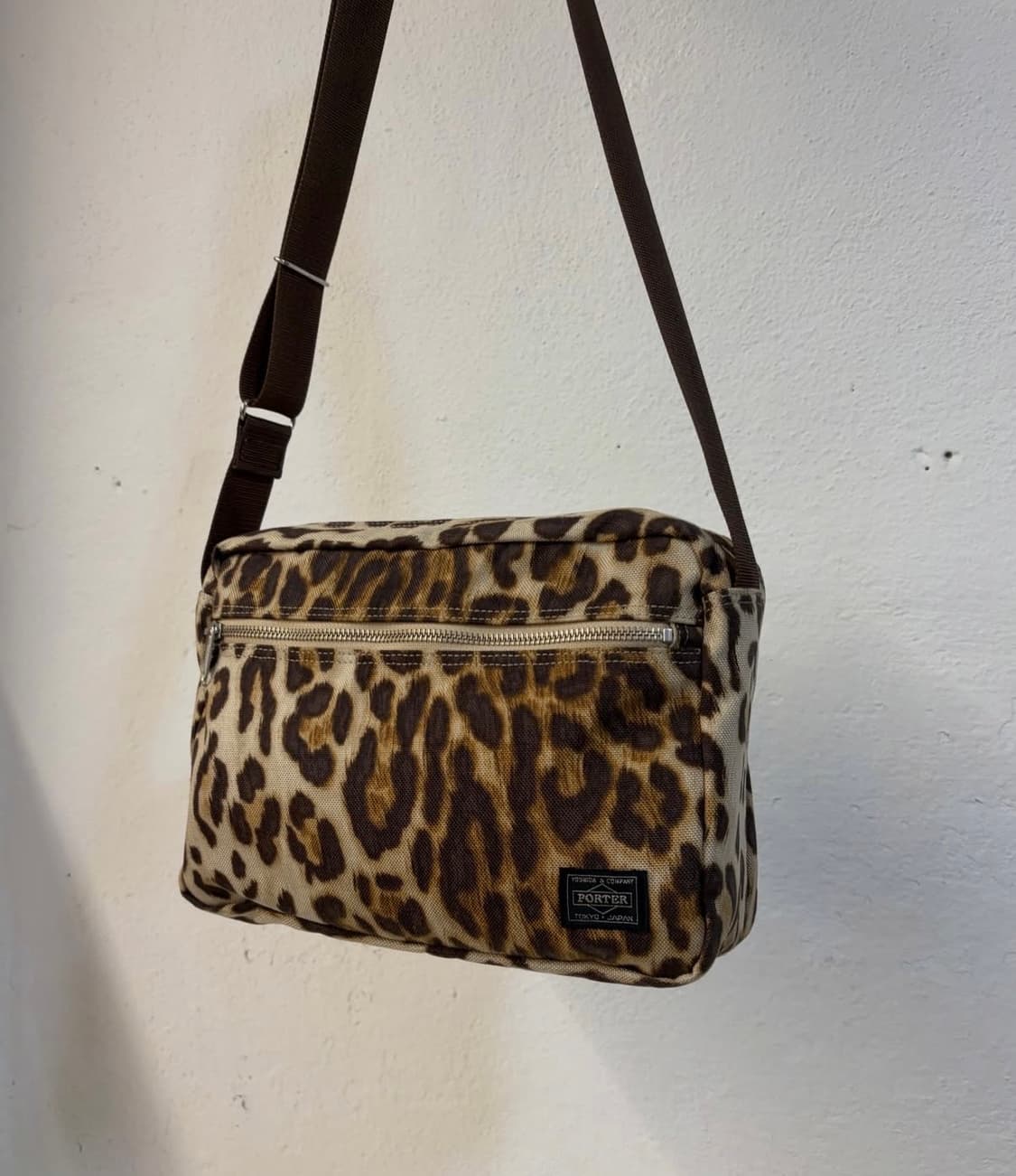 요시다포터 레오파드 크로스백 숄더백 호피 상품이미지3