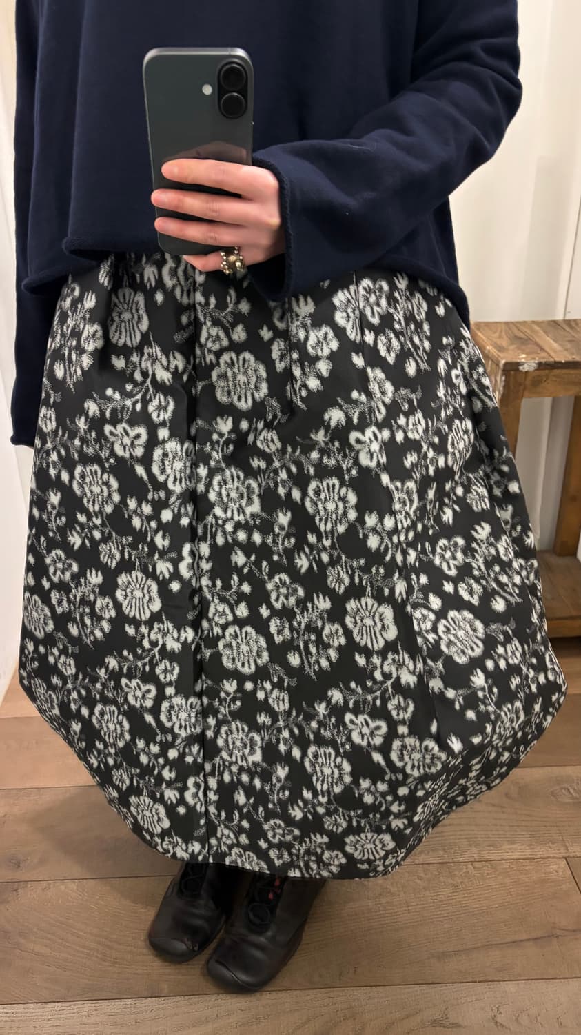 Floral Jacquard Transformed Volume Skirt 상품이미지4