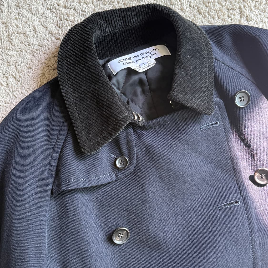 꼼데가르송 피코트 코듀로이 카라 자켓 상품이미지2