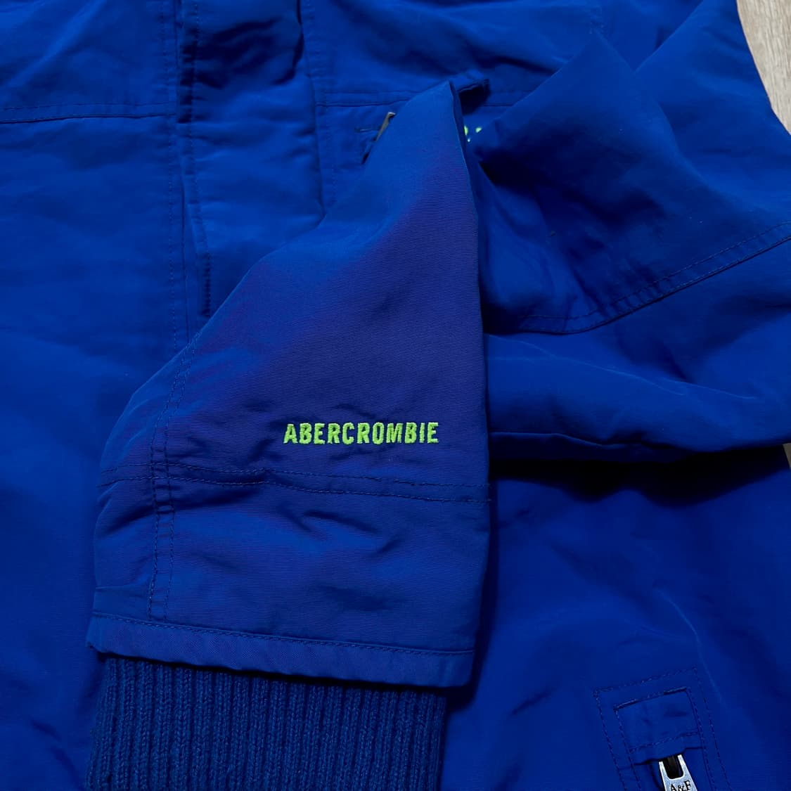 아베크롬비 하이브리드 니트넥 바람막이 자켓 M/95  상품이미지5