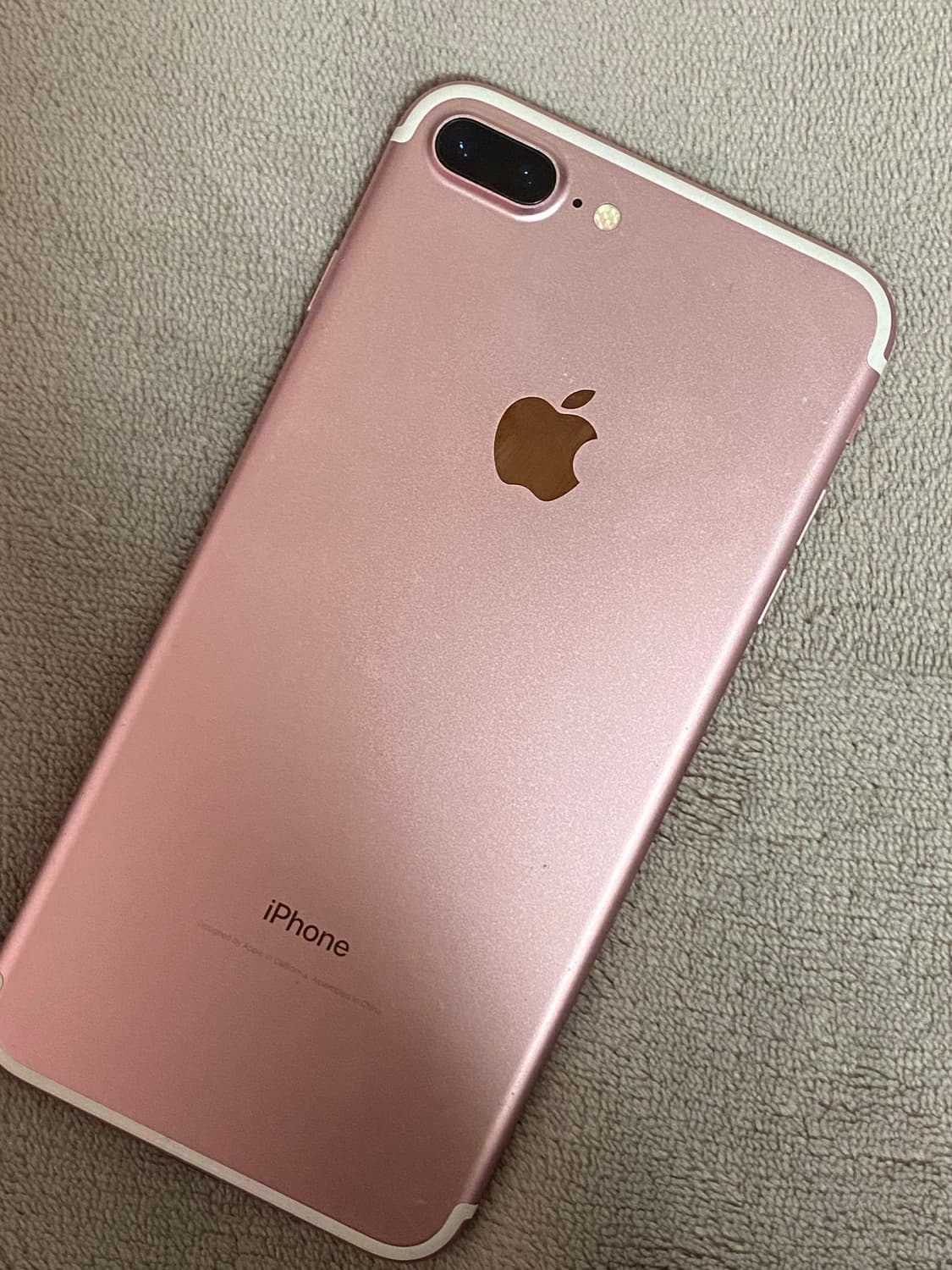 아이폰 7 플러스 로즈골드 128기가 상품이미지2