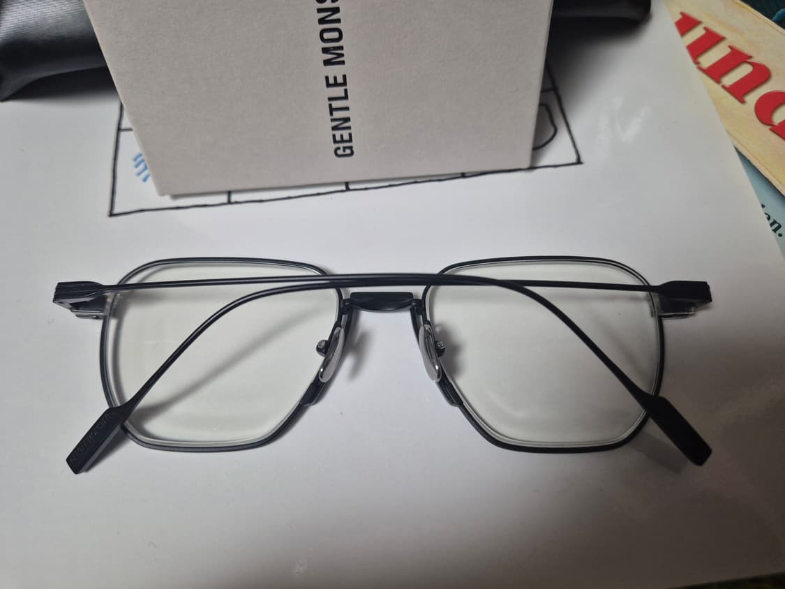 젠틀몬스터 텝텝 C1 안경테 상품이미지4