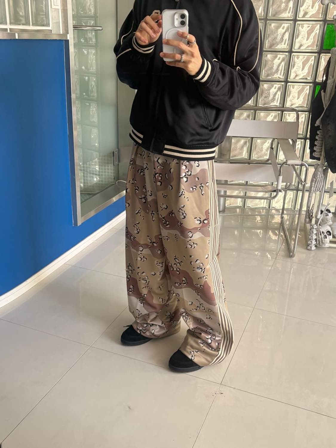 CHOCO CHIP BAGGY TRACK PANTS 초코칩 트랙 팬츠 상품이미지1