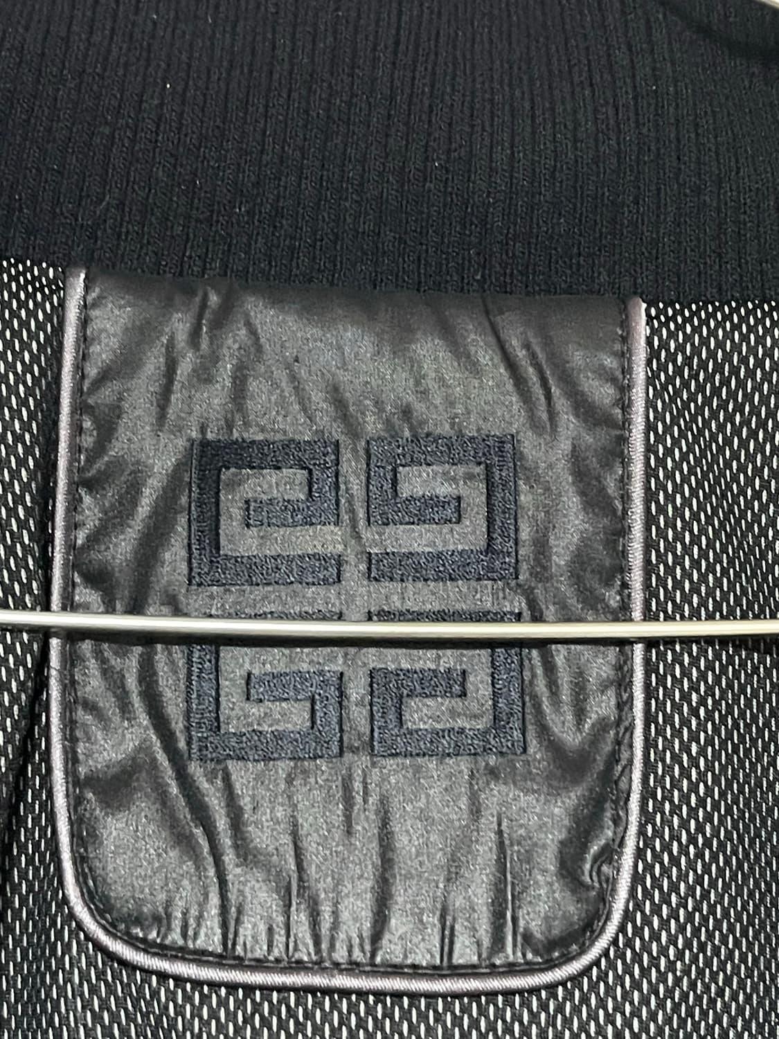 지방 크롭 블랙 퍼퍼 재킷 상품이미지6