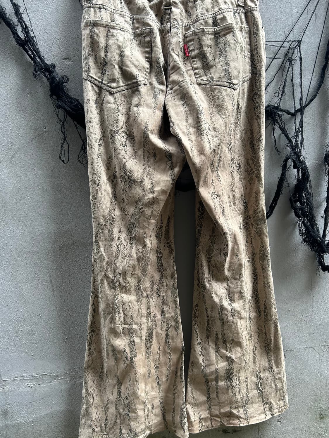 *rare* 토네이도마트 v-kei 파이톤 부츠컷 데님팬츠 상품이미지2