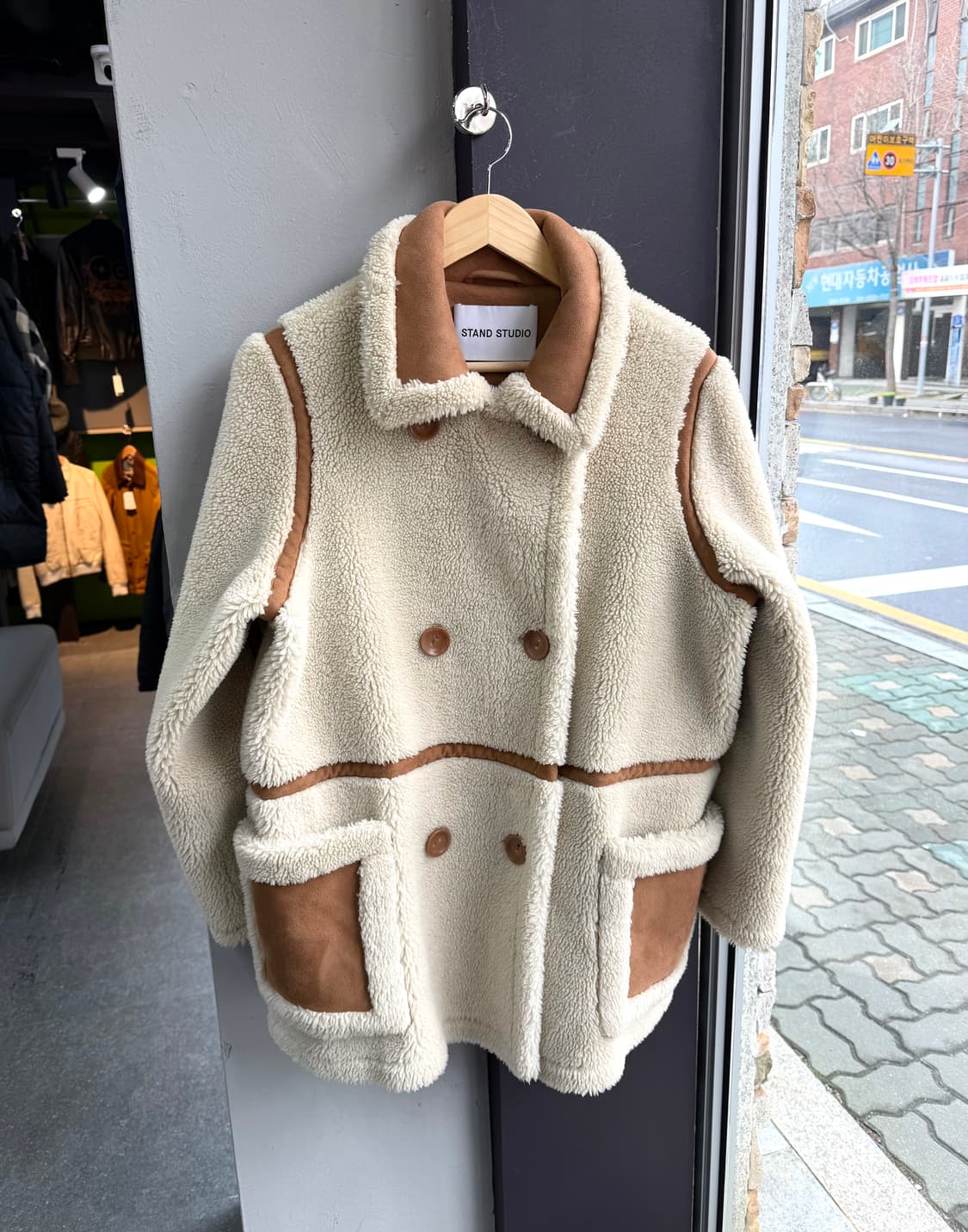 .34/ 스탠드스튜디오 익스클루시브 클로에 테디 퍼 자켓  상품이미지2