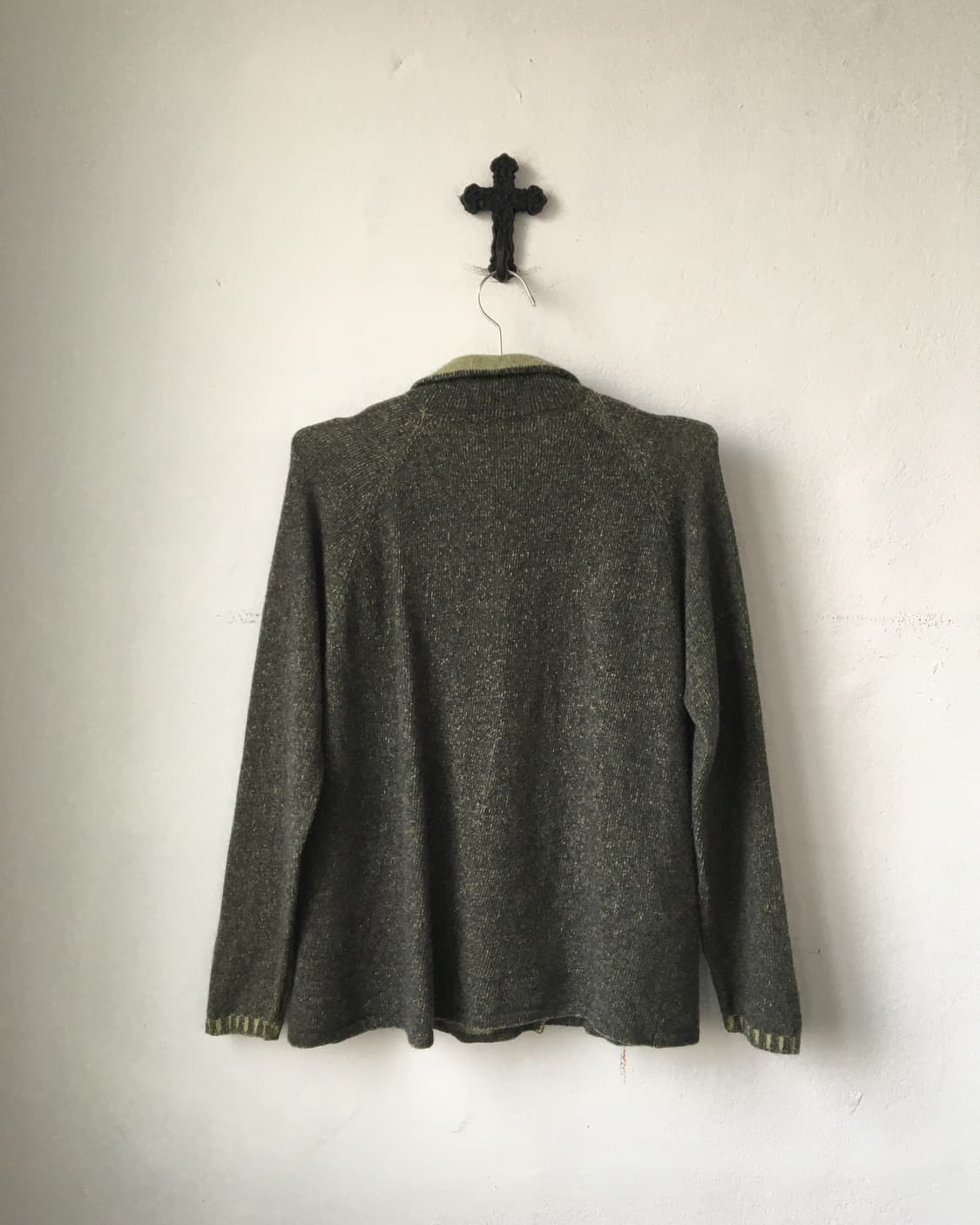 Collar point knit cardigan 상품이미지3
