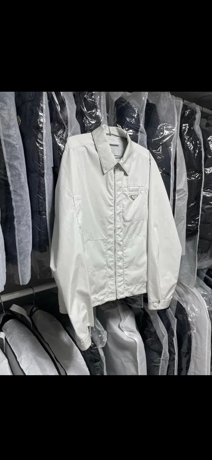 프라다 리나일론 화이트 자켓 상품이미지4