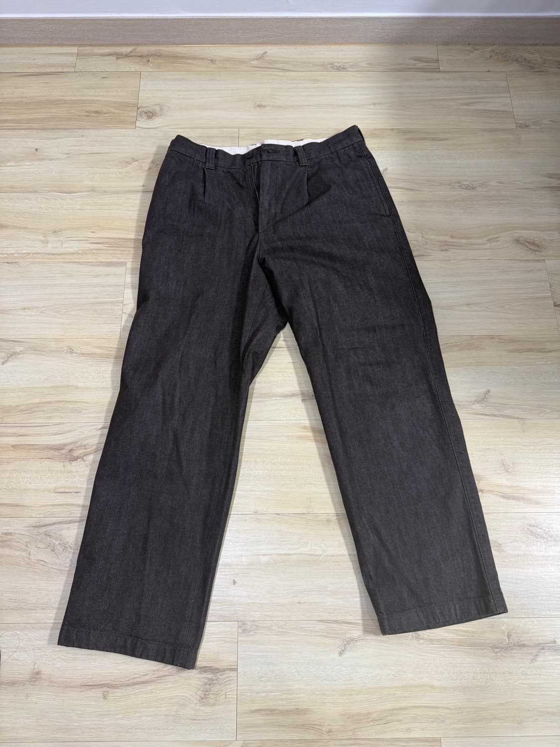 유니클로 c 턱스트레이트 데님 브라운 88 상품이미지2