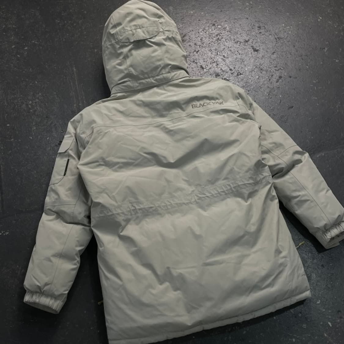 100 블랙야크 패딩 상품이미지6