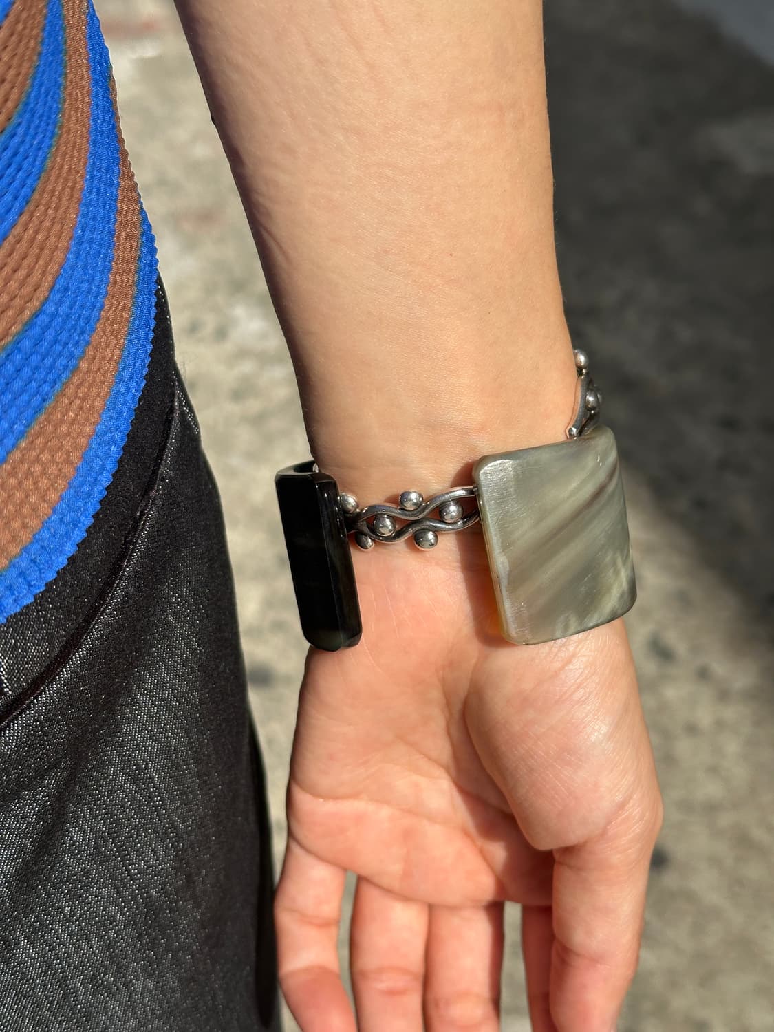 Vintage Horn & 925 Silver Cross Bangle 상품이미지7