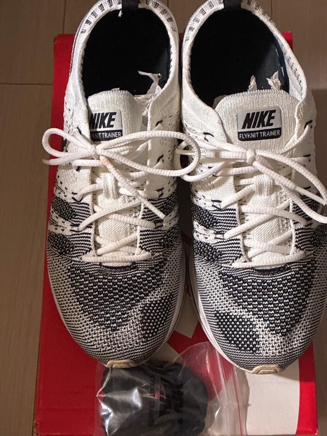 나이키  플라이니트 트레이너 상품이미지1