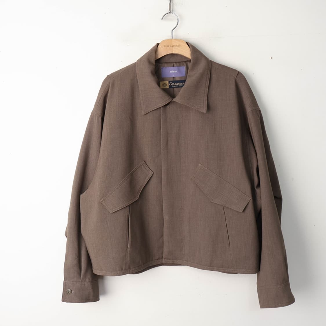 100/미나브 아뜰리에 오버핏 크롭 카르맨 자켓 상품이미지1