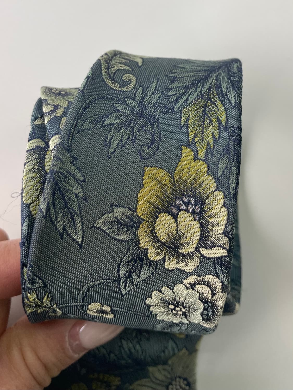 입생로랑 넥타이 상품이미지8