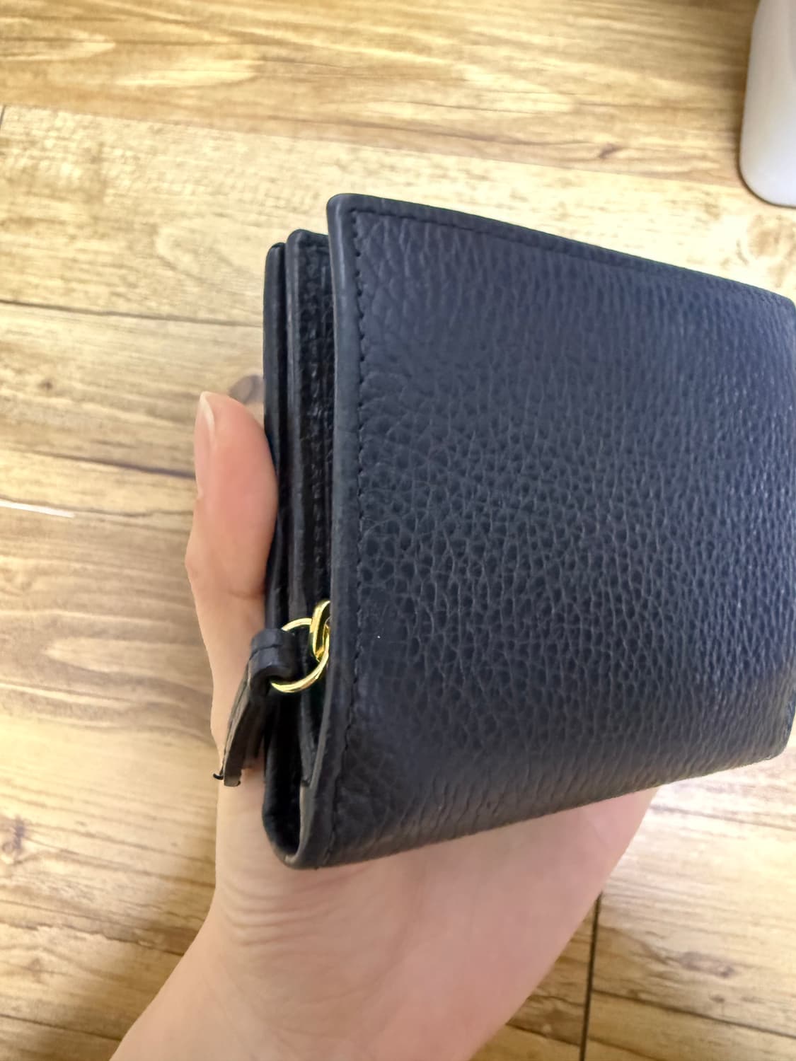 구찌 GG 마몬트 플랩 반지갑 블랙 팔아요 상품이미지5