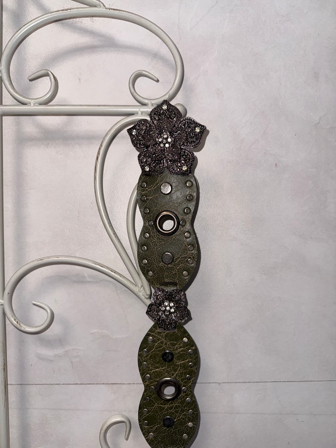 Khaki cubic flower stud punching belt 상품이미지4