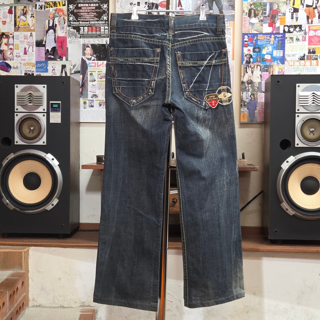 빈티지 워싱 패치 디테일 데님 팬츠 상품이미지1