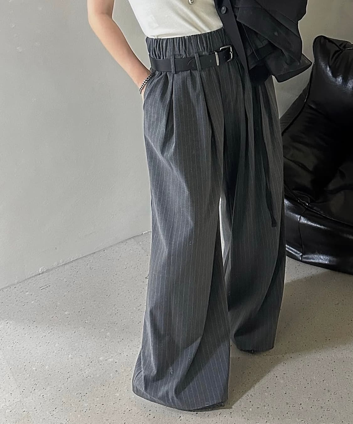 앳더앤드 리츠 와이드 밴딩 슬랙스 아웃핏 상품이미지2