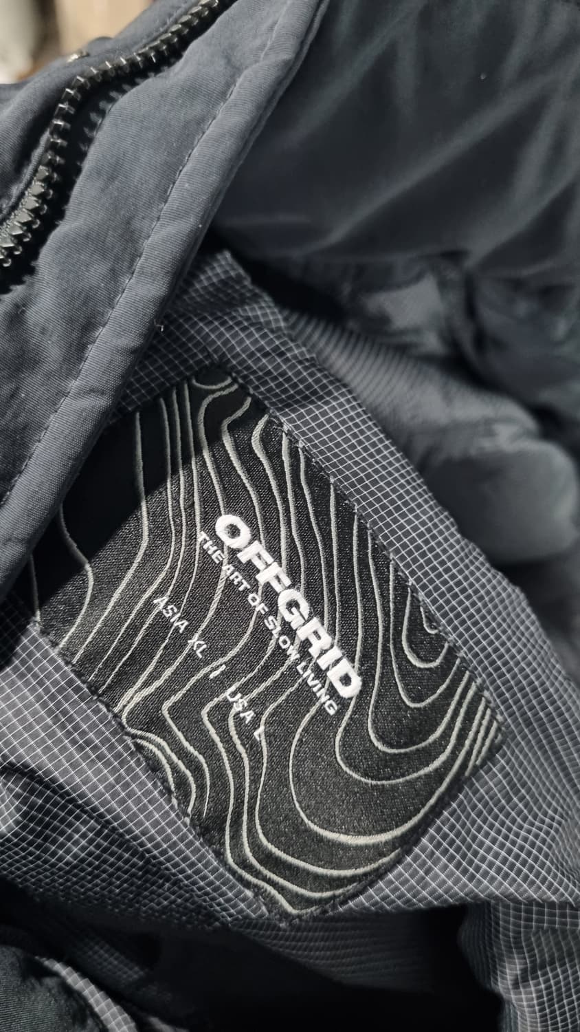 (오프그리드) 오리솜털 코듀라  푸퍼패딩점퍼 xL(가슴반품61) 2번착용 상품이미지4