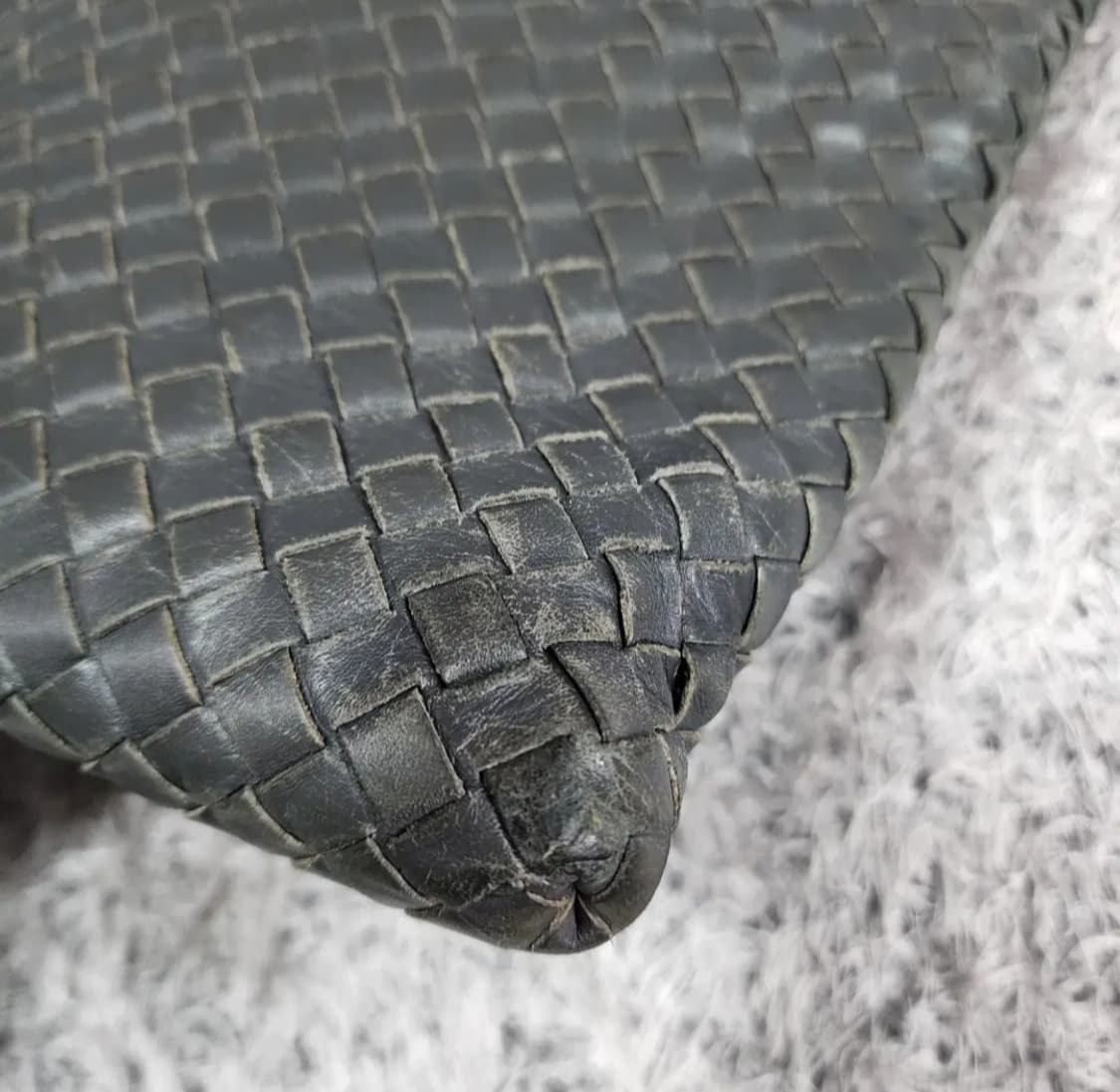 보테카베네타 크로스백 상품이미지4