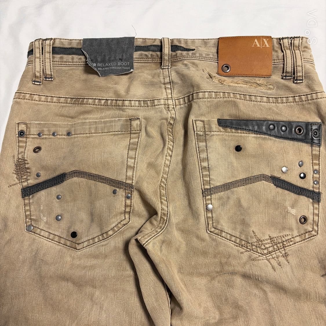 Armani Exchange 아르마니 베이지 부츠컷 워싱 데님팬츠 상품이미지3
