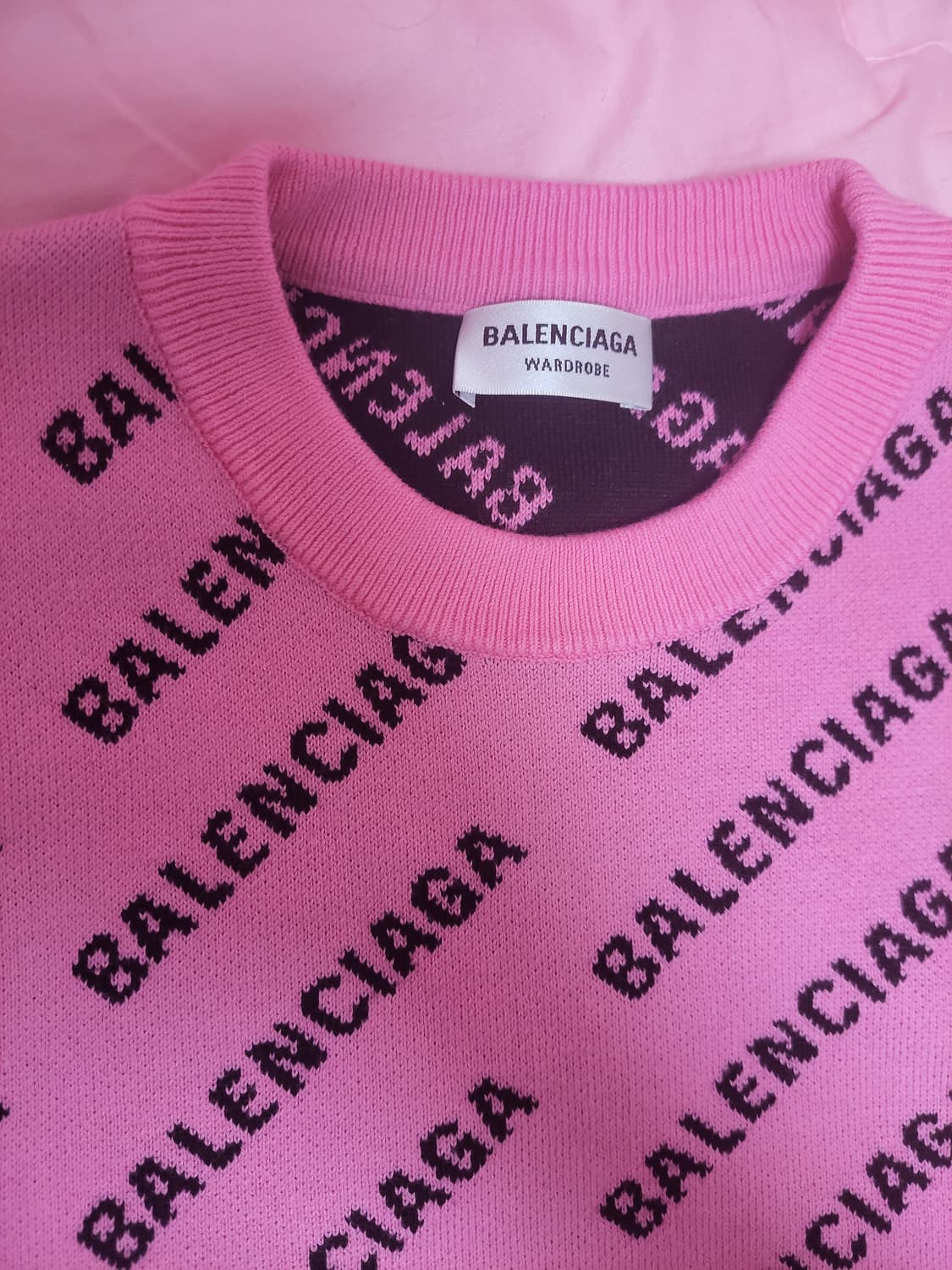 정품)급처미사용새상품!발렌시아가 로고 핑크 스웨터 니트 크게나옴 상품이미지7