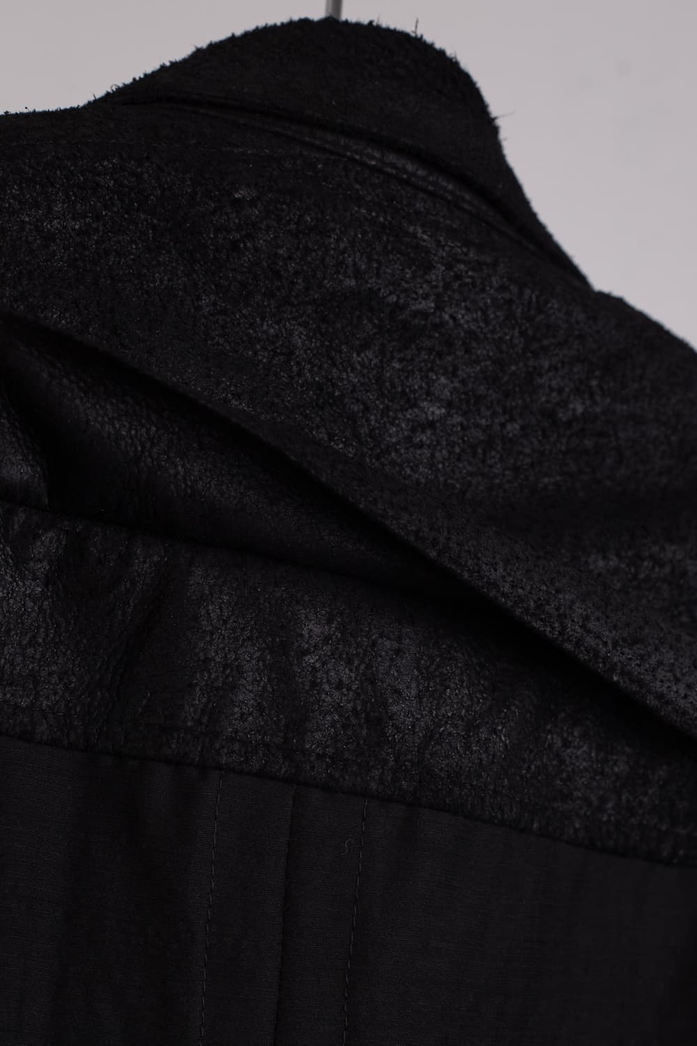 JULIUS COATED LAMB SKIN LONG SHIRTS VEST 상품이미지8