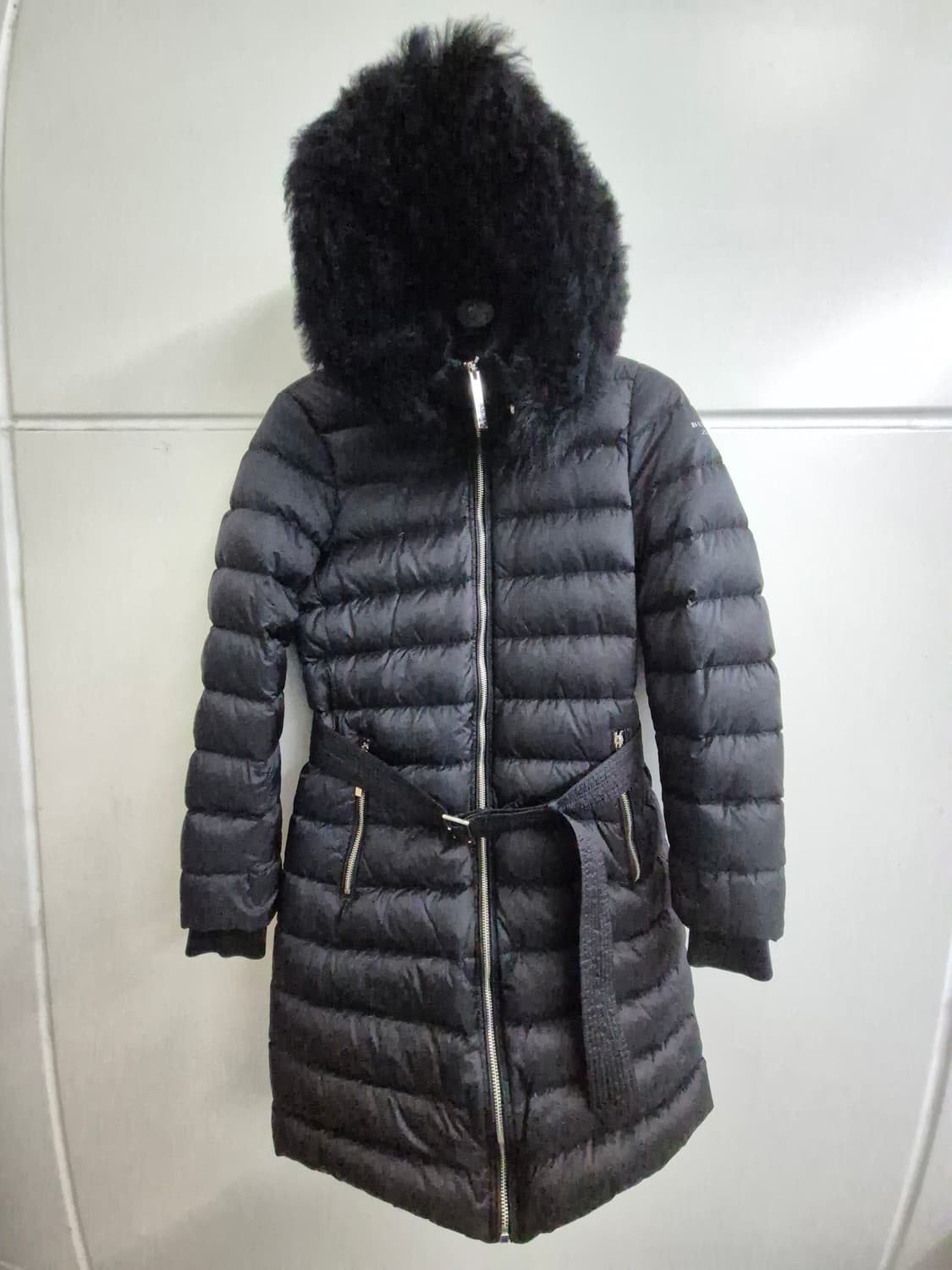 버버리 라임하우스 다운 파카 8003537_A1189_BL ACK(S) 상품이미지1