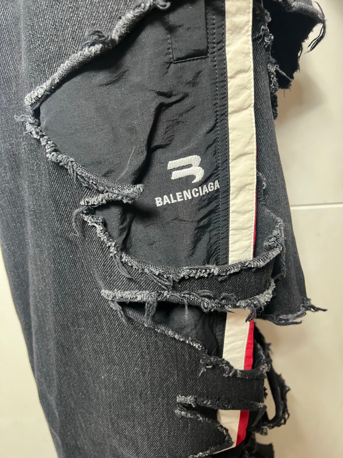 [S] 발렌시아가 슬래쉬 데님진 블랙 상품이미지3