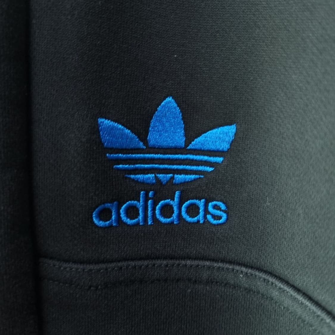 [아디다스] 100 씨브스 삼선 스트레이트 트레이닝 팬츠 M19272 상품이미지7