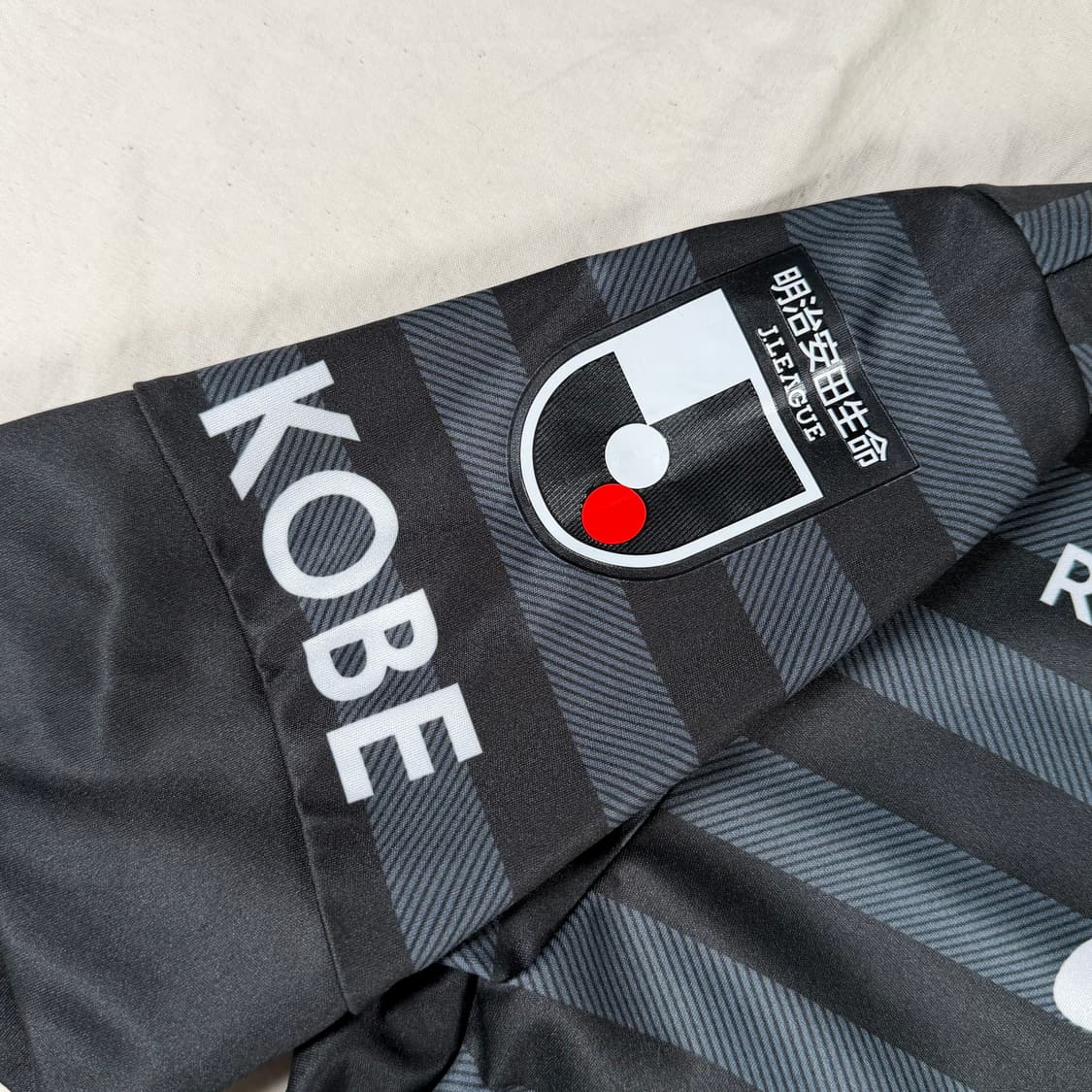 19 아식스 빗셀 고베 축구 유니폼 이니에스타 상품이미지4