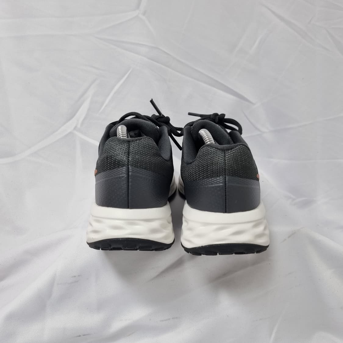 240 나이키 레볼루션 6 넥스트 네이처 스니커즈 상품이미지3