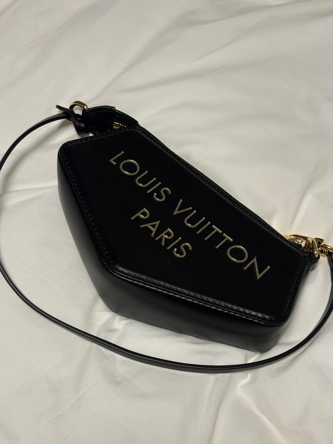 루이비통 포쉐트 에큐송 블랙 (네고가능) 상품이미지1