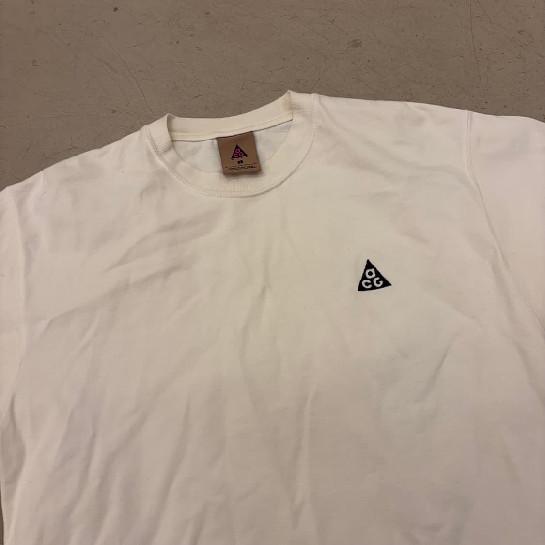 나이키acg 스몰로고 반팔티 상품이미지2