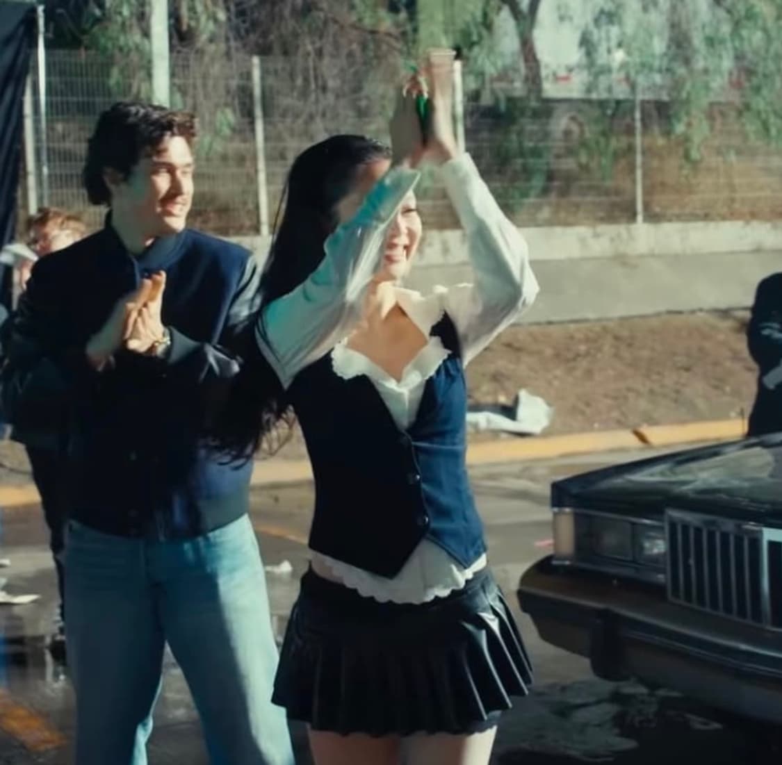 택포•스컬프터 Clover Leaf Neck Blouse 상품이미지8