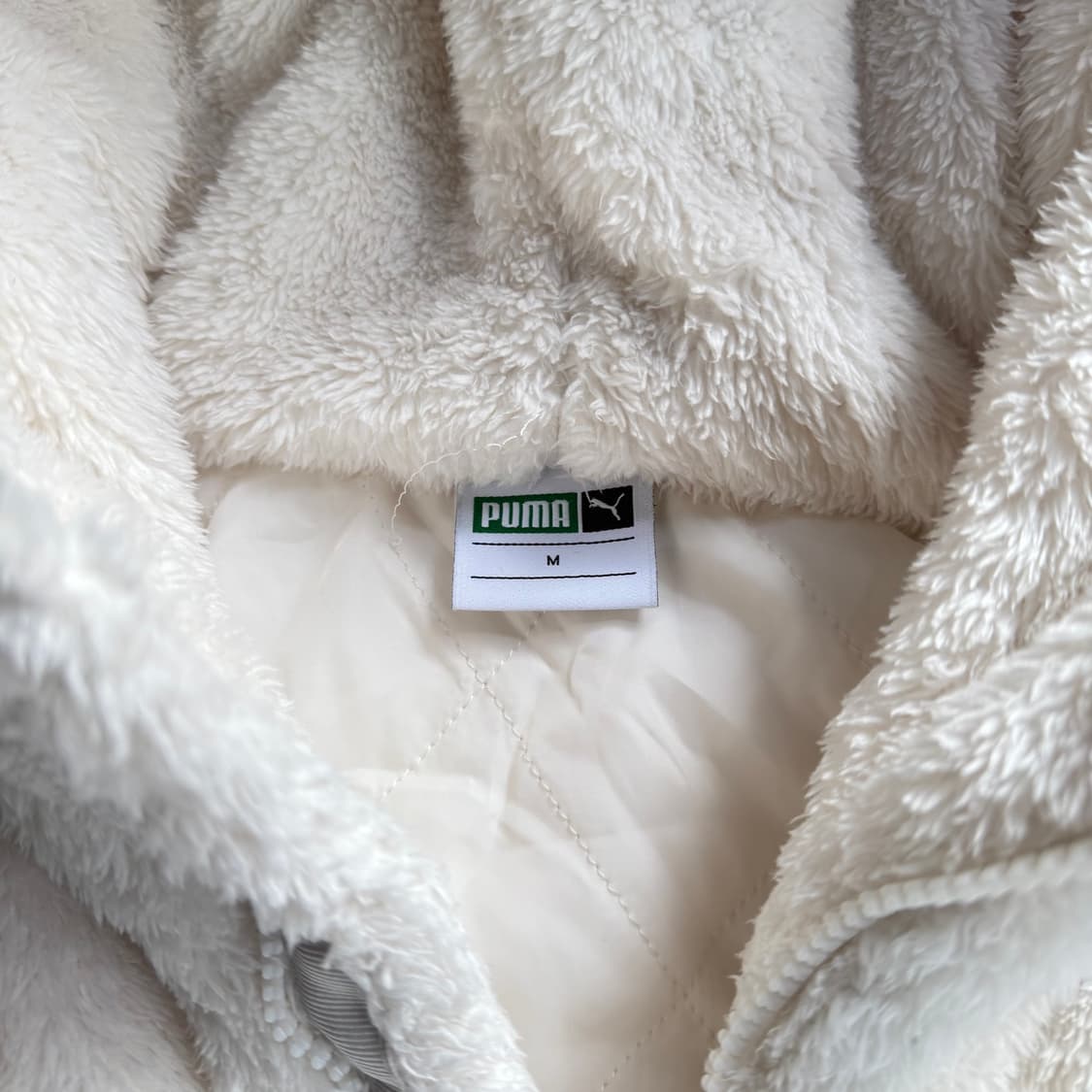 푸마 화이트 후리스 자켓 상품이미지4