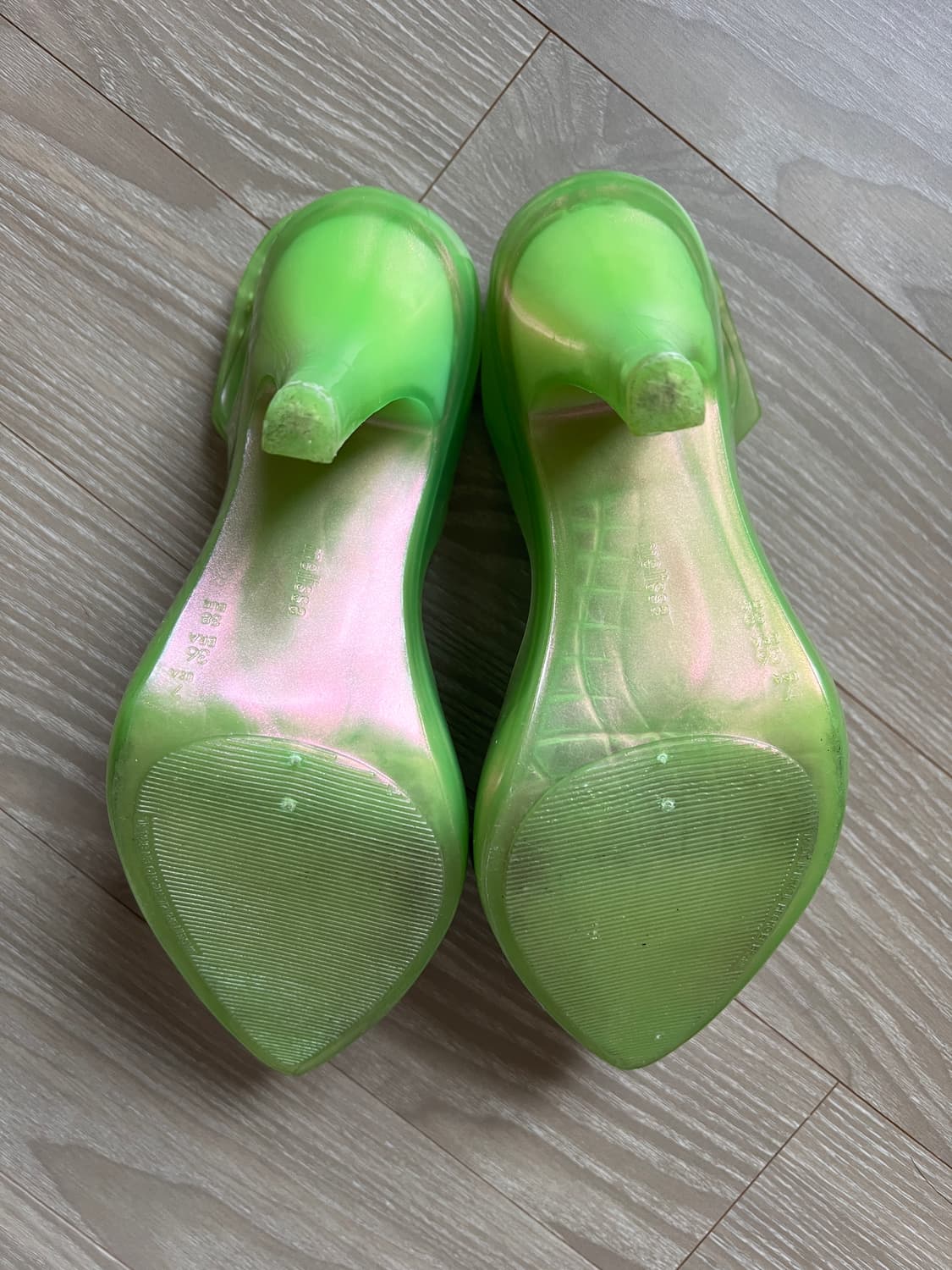 비비안웨스트우드 콜라보 멜리사 체리 힐 7  상품이미지6