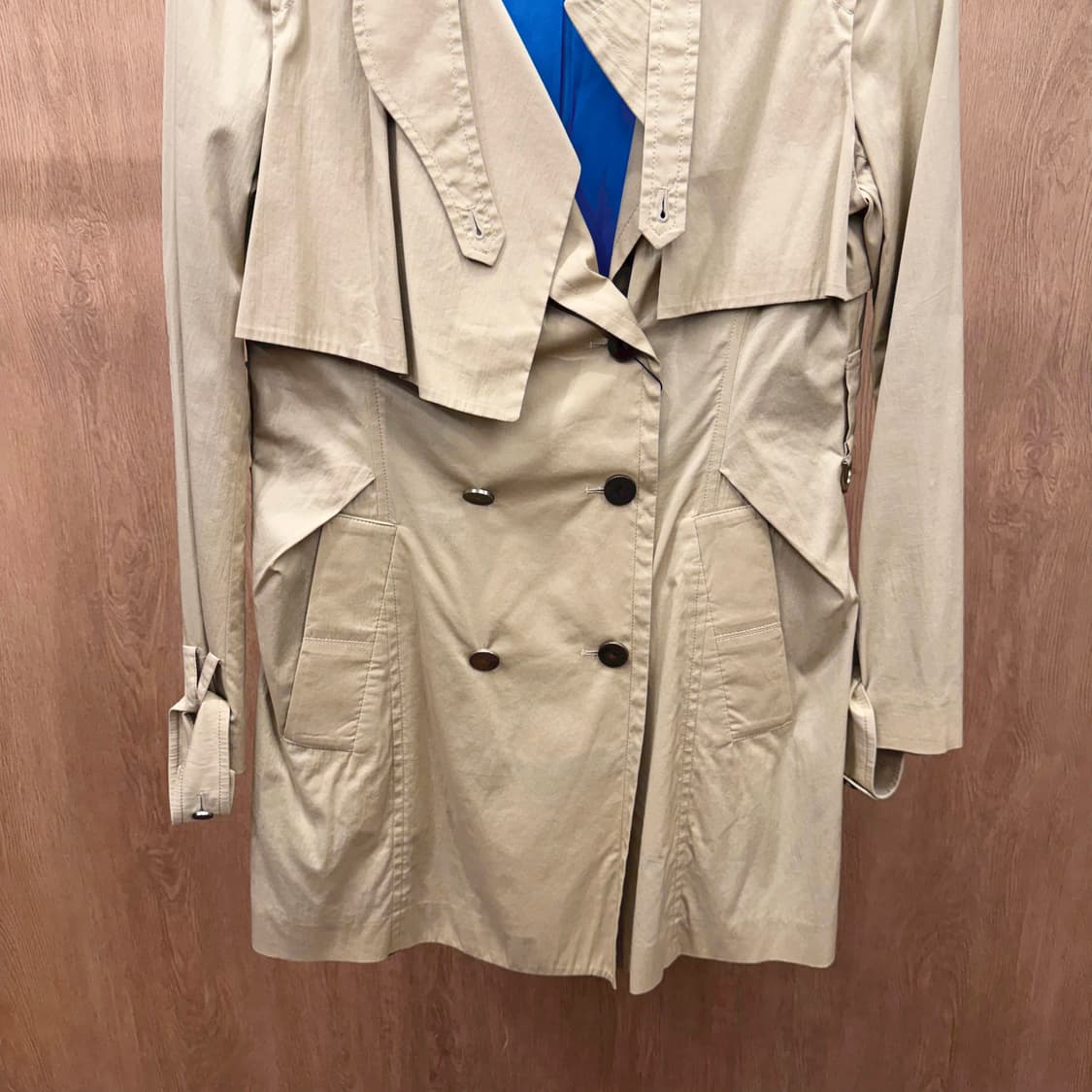 타임 트렌치 코트 더블 브레스티드 소매 스트랩 디테일 레귤러핏 베이지 상품이미지6