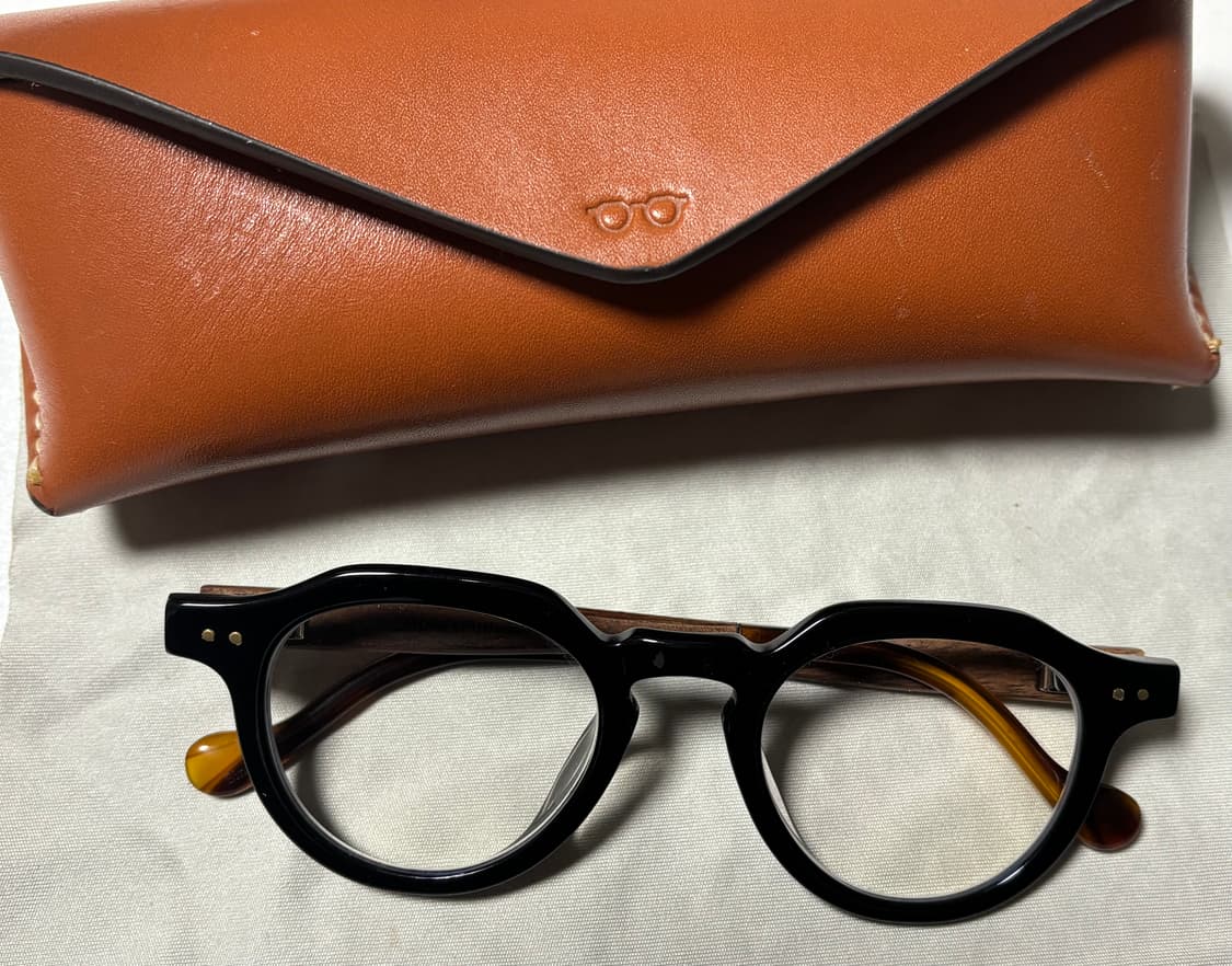 블랙 토마 101 사가와후지이 토마 안경테 상품이미지2