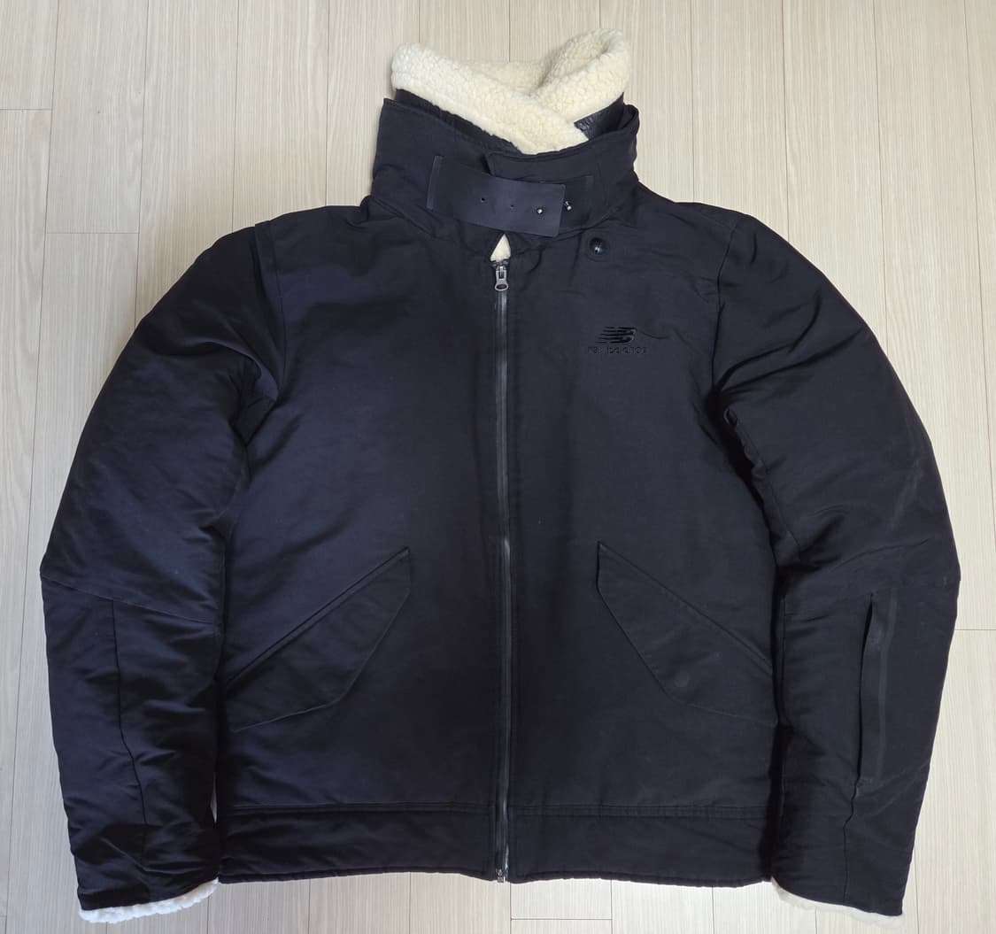 뉴발란스 다운 패딩 무스탕 상품이미지1