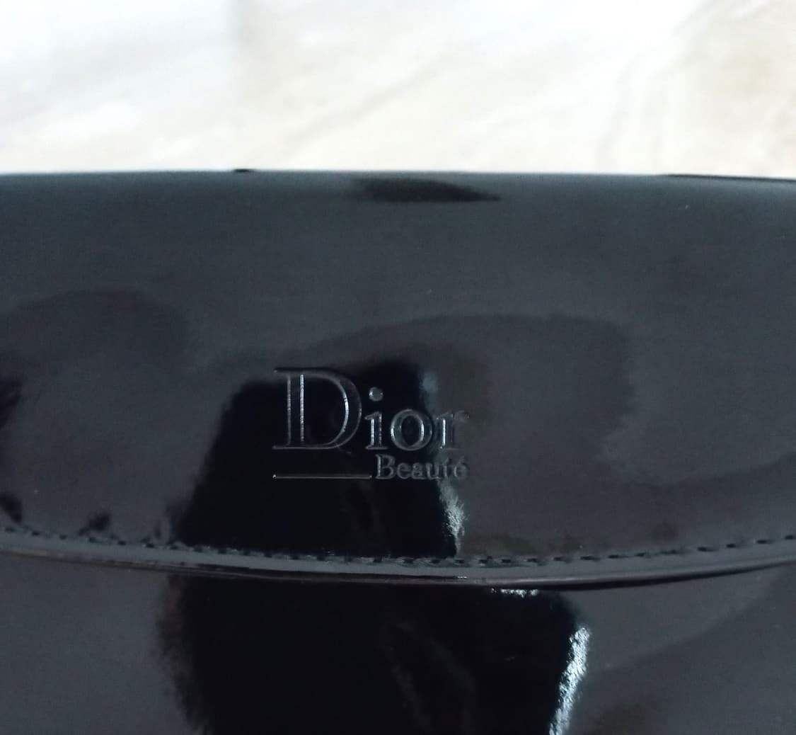 디올 Dior 블랙 에나멜 파우치 (새제품) 상품이미지6