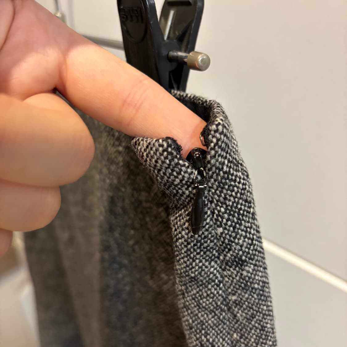 Theory 띠어리 울 보카시 미디 스커트 상품이미지6