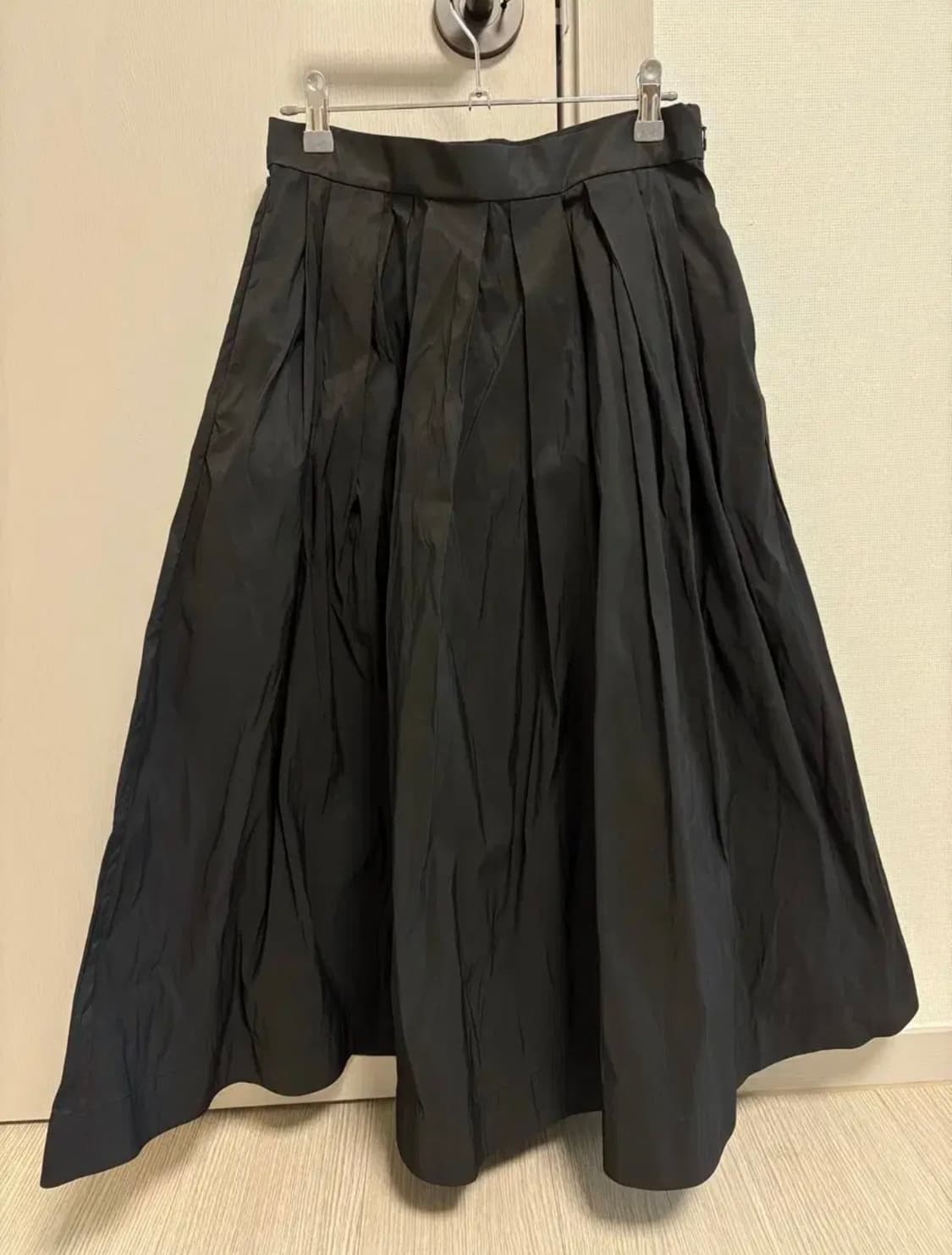 코스 플리티드 에이라인 미디 스커트 상품이미지2