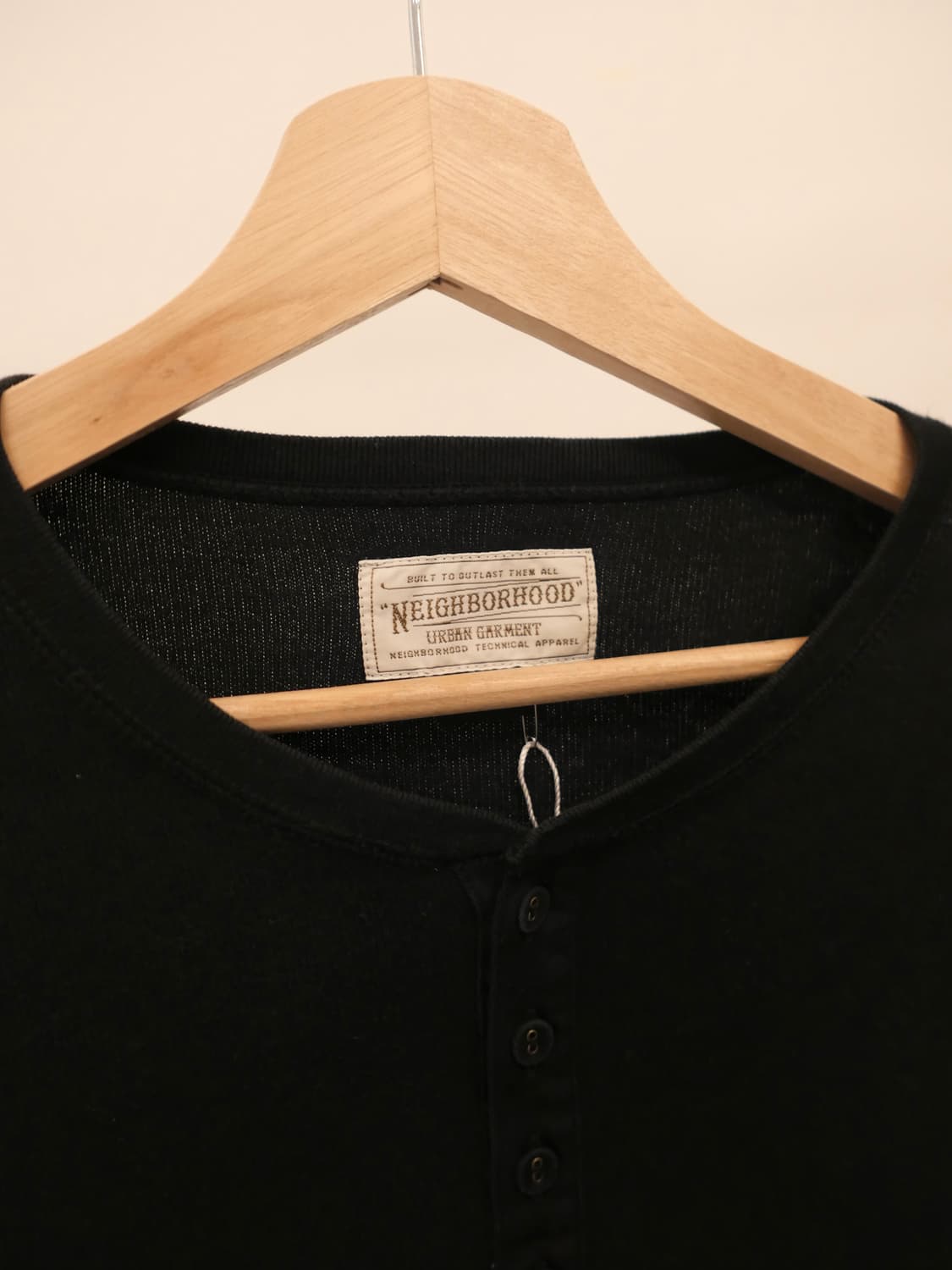 네이버후드 헨리넥 롱슬리브 상품이미지3