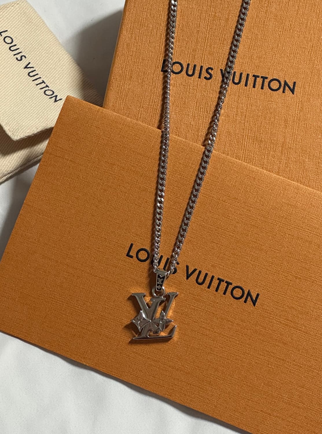 [풀구성,백화점판]루이비통 로우 목걸이 상품이미지1