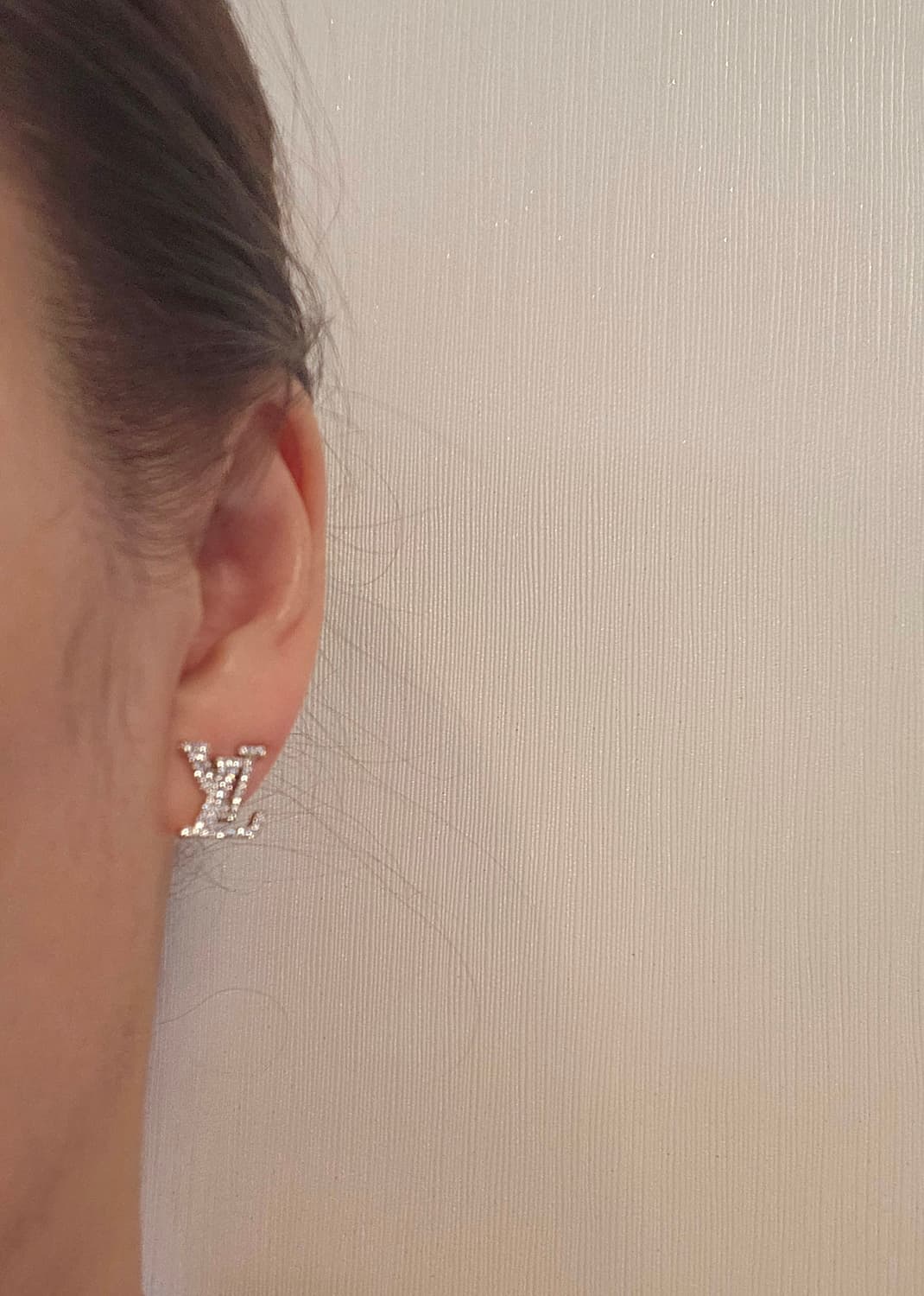 루이비통 업사이클링 아이코닉 샴페인골드 귀걸이 상품이미지5