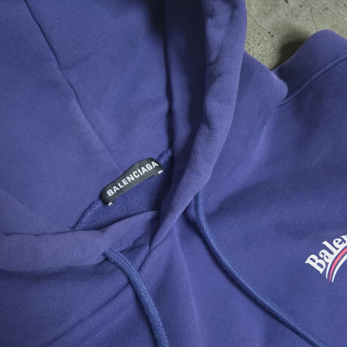 XL / 발렌시아가 자수 웨이브 로고 후드티 상품이미지5