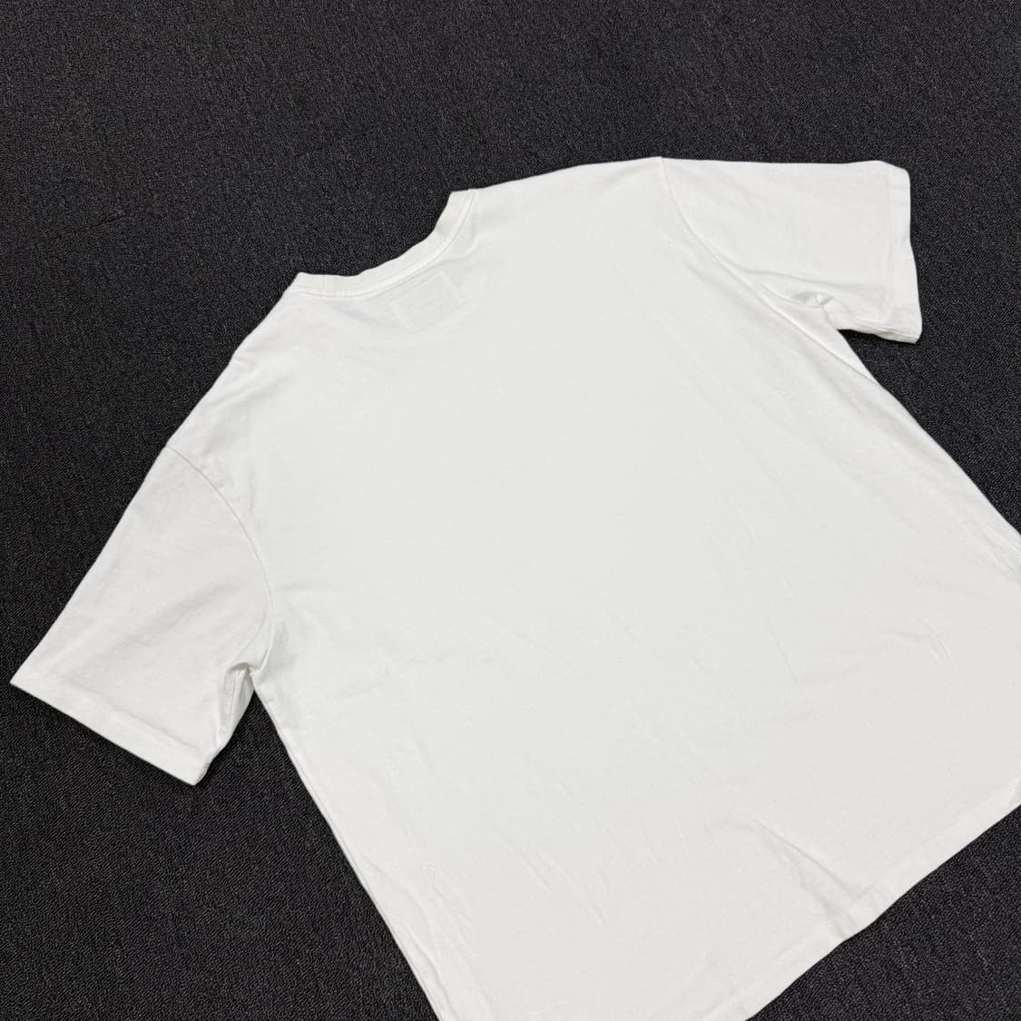 포터리 화이트 반팔 티셔츠  상품이미지5