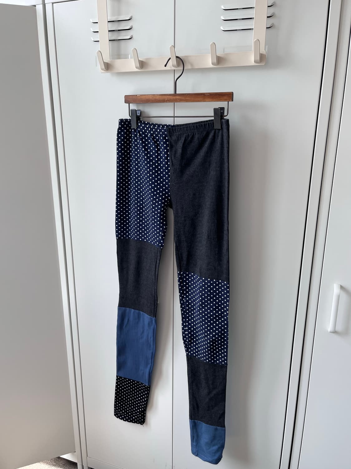 Vintage 도트 배색 패치 레깅스 상품이미지1