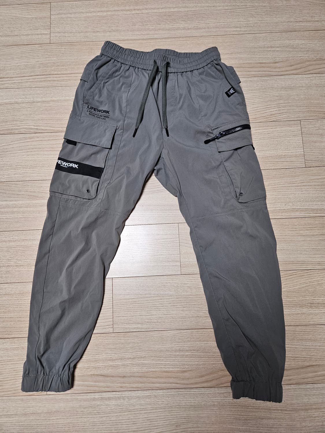 라이프워크 나일론 지퍼 카고 조거팬츠 S카키 상품이미지1